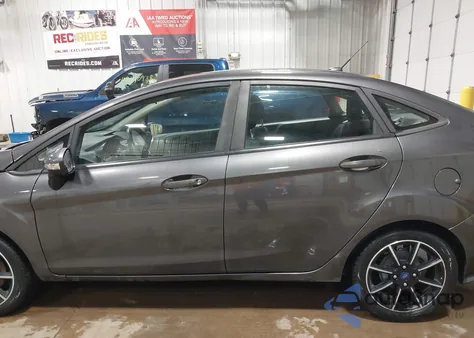 2018 Ford Fiesta Se из США, поврежденный, VIN 3FADP4BJ1JM121828